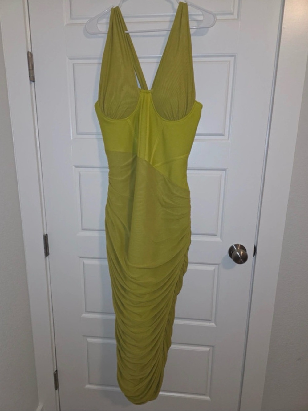 Boohoo Olive Green Ruched V‑Neck Maxi Dress